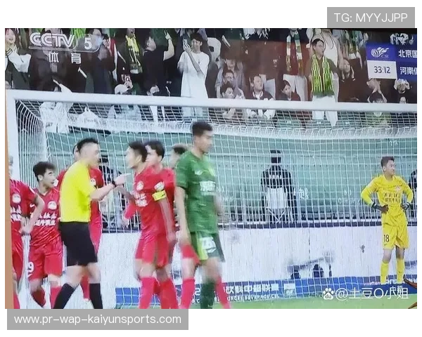 中超焦点战门前混战后补射破门点燃现场